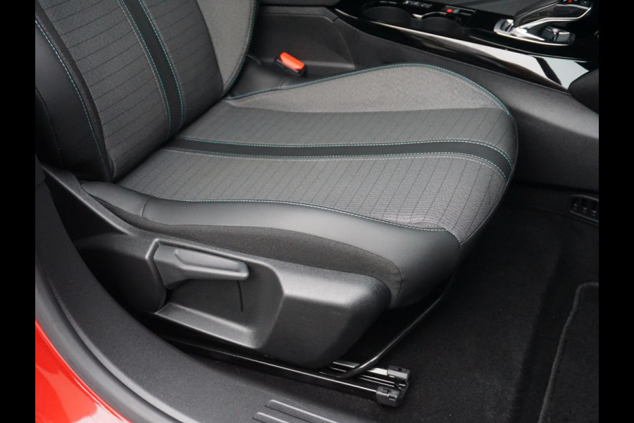 Peugeot e-2008 EV Allure Pack 50 kWh SOH 93,7%