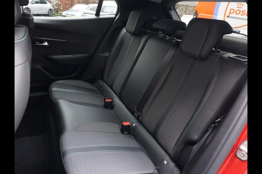 Peugeot e-2008 EV Allure Pack 50 kWh SOH 93,7%