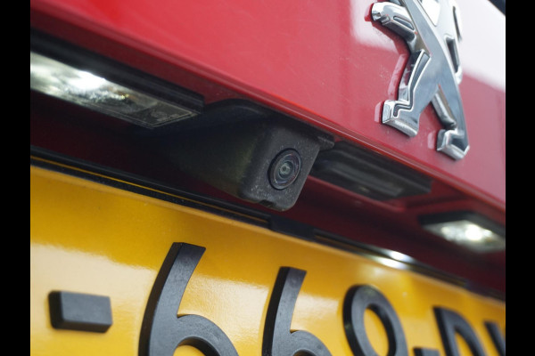 Peugeot e-2008 EV Allure Pack 50 kWh SOH 93,7%