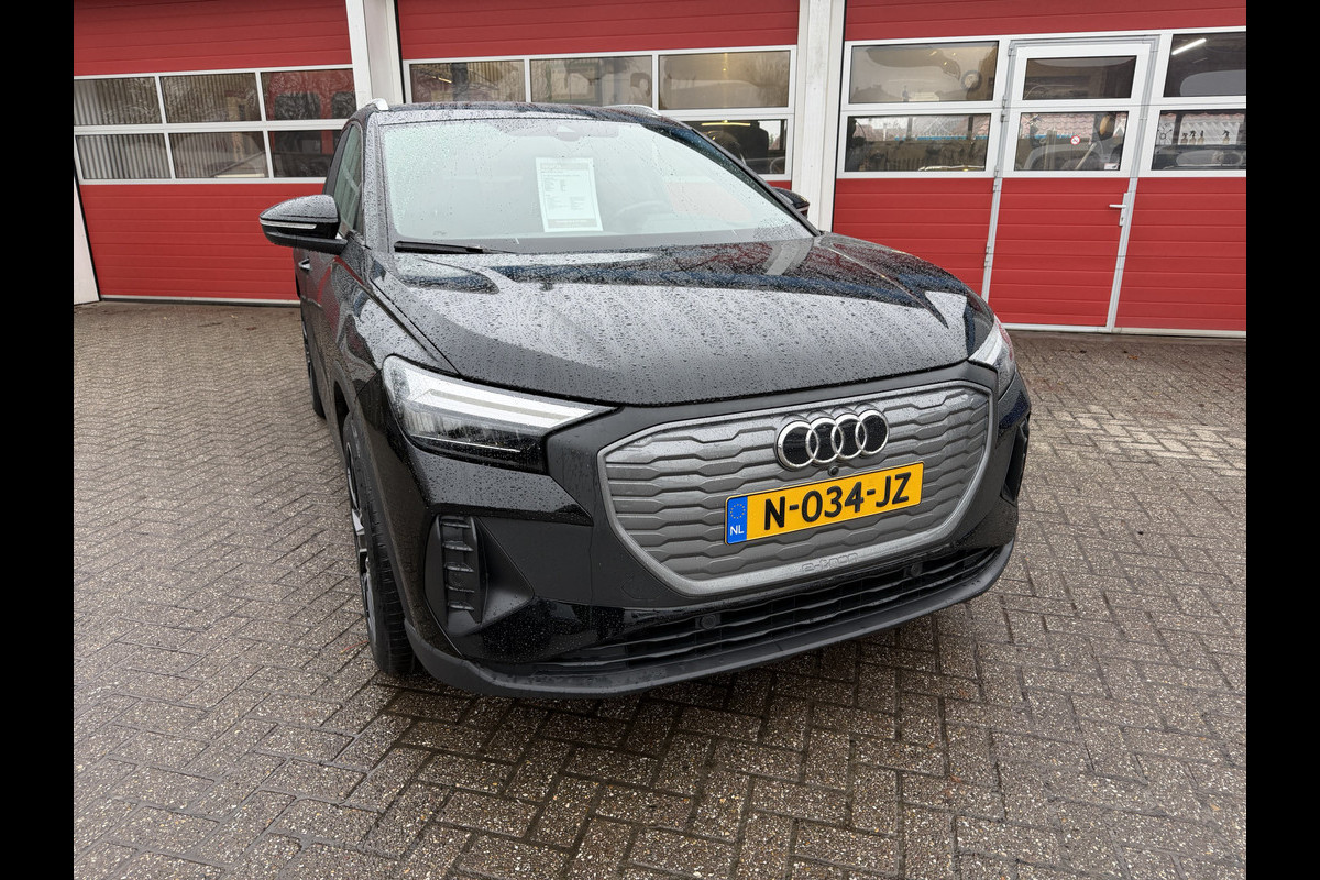 Audi Q4 e-tron 35 Launch edition 55 kWh | 170 PK | 92.639km |