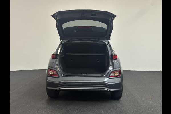 Hyundai Kona EV Comfort Navigatie Climate control Cruise control Camera