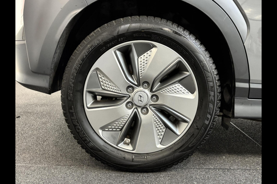 Hyundai Kona EV Comfort Navigatie Climate control Cruise control Camera