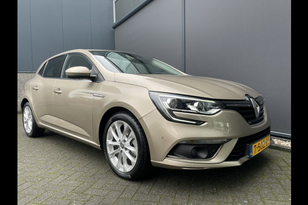 Renault Mégane 1.5 dCi Bose Airco - Cruise control - Parkeersensoren voor en achter - Navigatiesysteem - Keyless entry - Mistlampen voor -  Bluetooth - Rijstrooksensor - Stuurmultifunctioneel - Elektrische ramen voor en - Zeer weinig kilometers