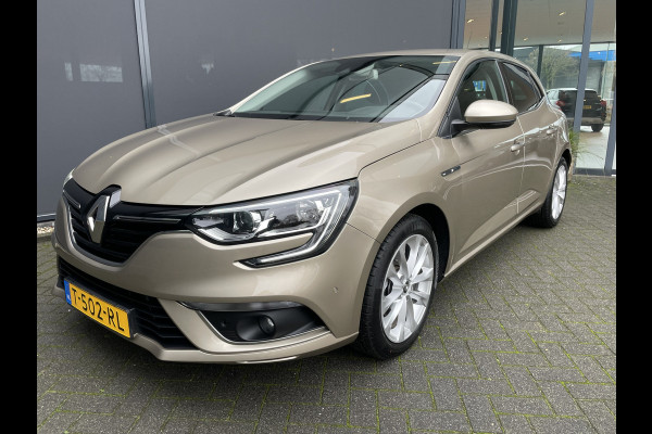Renault Mégane 1.5 dCi Bose Airco - Cruise control - Parkeersensoren voor en achter - Navigatiesysteem - Keyless entry - Mistlampen voor -  Bluetooth - Rijstrooksensor - Stuurmultifunctioneel - Elektrische ramen voor en - Zeer weinig kilometers
