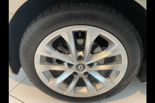 Renault Mégane 1.5 dCi Bose Airco - Cruise control - Parkeersensoren voor en achter - Navigatiesysteem - Keyless entry - Mistlampen voor -  Bluetooth - Rijstrooksensor - Stuurmultifunctioneel - Elektrische ramen voor en - Zeer weinig kilometers