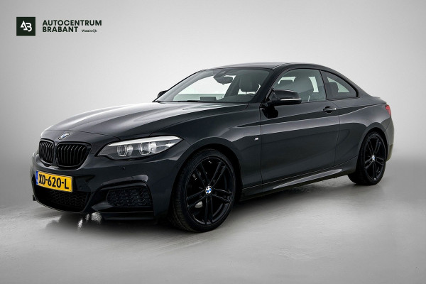 BMW 2 Serie Coupé 218i High Executive M-sport | NL-Auto | AchterCAM | Cruise | Carplay | StoelverW | Climate | Leder | Lane ass |