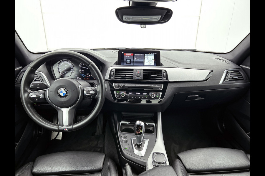 BMW 2 Serie Coupé 218i High Executive M-sport | NL-Auto | AchterCAM | Cruise | Carplay | StoelverW | Climate | Leder | Lane ass |