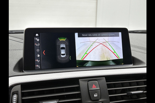 BMW 2 Serie Coupé 218i High Executive M-sport | NL-Auto | AchterCAM | Cruise | Carplay | StoelverW | Climate | Leder | Lane ass |