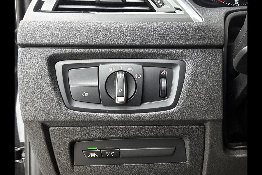 BMW 2 Serie Coupé 218i High Executive M-sport | NL-Auto | AchterCAM | Cruise | Carplay | StoelverW | Climate | Leder | Lane ass |