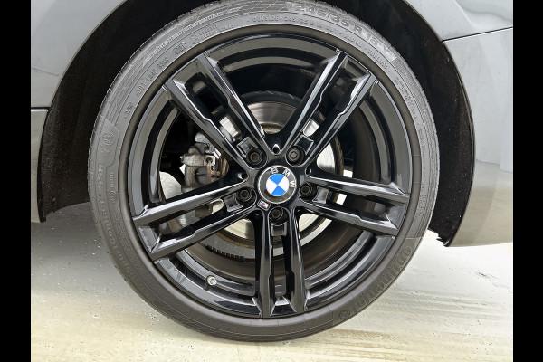 BMW 2 Serie Coupé 218i High Executive M-sport | NL-Auto | AchterCAM | Cruise | Carplay | StoelverW | Climate | Leder | Lane ass |