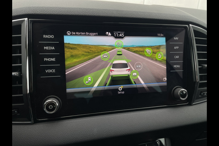 Škoda Karoq 1.5 TSI ACT Style | LED | Elek. Trekhaak | Navi | Carplay | Camera | Virtual Cockpit