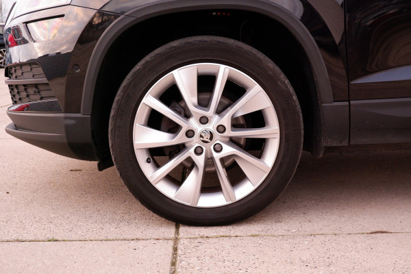 Škoda Karoq 1.5 TSI ACT Style | LED | Elek. Trekhaak | Navi | Carplay | Camera | Virtual Cockpit