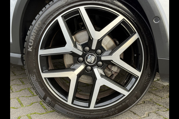 Seat Arona 1.0 TSI FR Business Intense | CarPlay | LED | Camera | Dodehoek | 18 inch