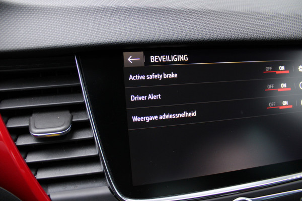 Opel Crossland 1.2 Turbo GS Line | Trekhaak | BLIS | Cruise control | Navigatie