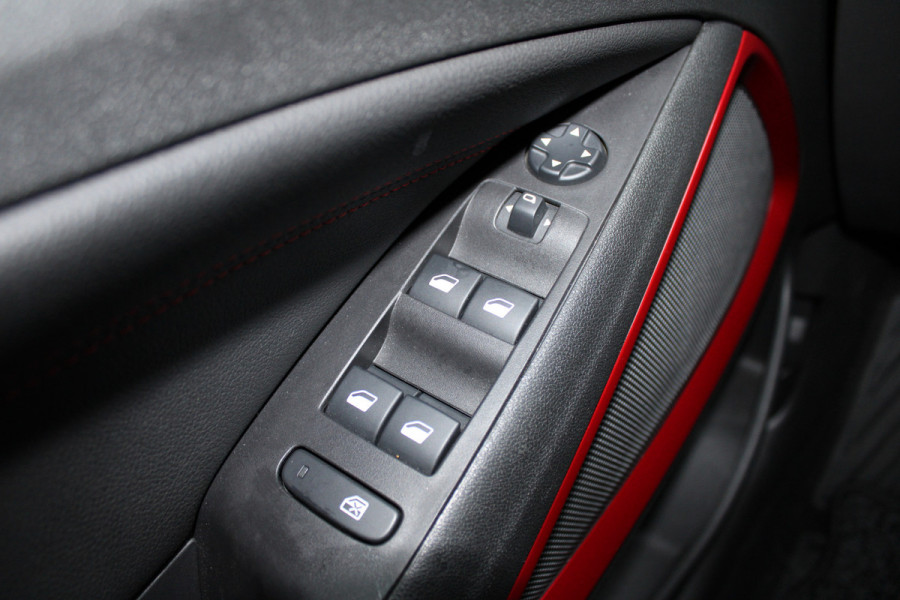 Opel Crossland 1.2 Turbo GS Line | Trekhaak | BLIS | Cruise control | Navigatie