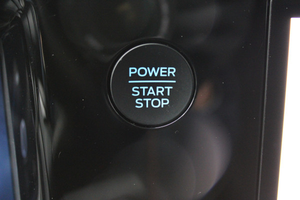 Ford Tourneo Courier Active BEV 43kWh 5P | Full Options | BLIS | Winterpack | Camera | Navigatie