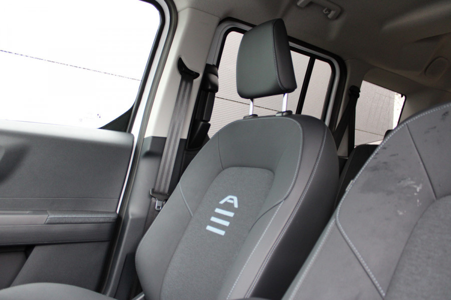 Ford Tourneo Courier Active BEV 43kWh 5P | Full Options | BLIS | Winterpack | Camera | Navigatie