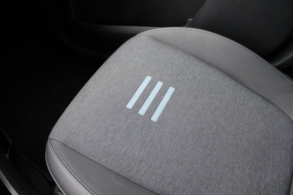 Ford Tourneo Courier Active BEV 43kWh 5P | Full Options | BLIS | Winterpack | Camera | Navigatie