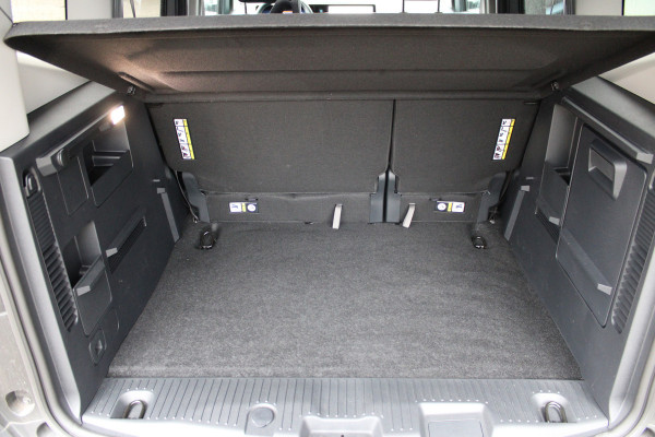 Ford Tourneo Courier Active BEV 43kWh 5P | Full Options | BLIS | Winterpack | Camera | Navigatie