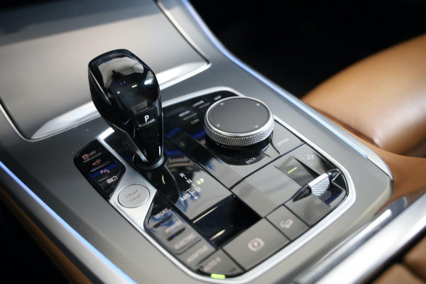 BMW X5 XDrive45e HIGH Executive FULL OPTIONS !!!! BRUIN LEDER MANSORY 22" GREY NIEUWSTAAT INRUIL MOG. LEASE V/A € 454,- P.M.