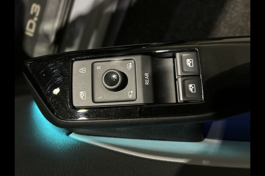 Volkswagen ID.3 First Plus 58 kWh All season banden | Camera | Nette auto | Matrix Led