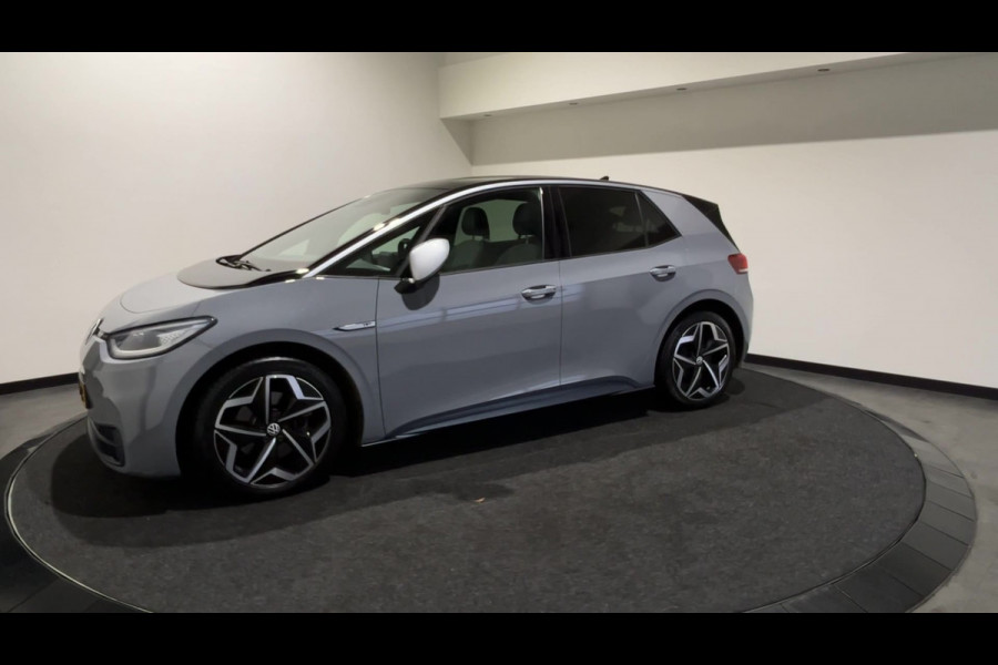 Volkswagen ID.3 First Plus 58 kWh All season banden | Camera | Nette auto | Matrix Led