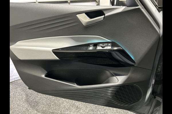 Volkswagen ID.3 First Plus 58 kWh All season banden | Camera | Nette auto | Matrix Led