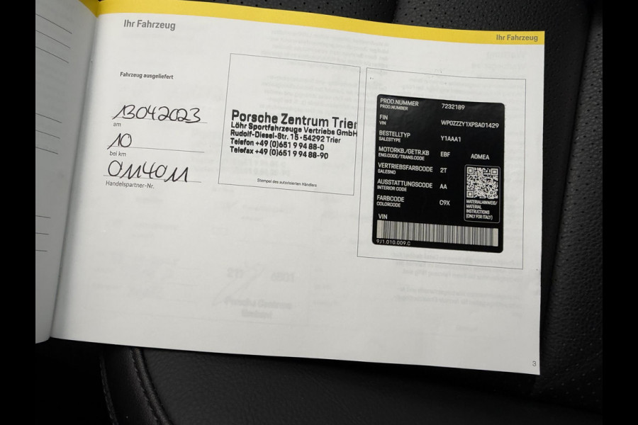 Porsche Taycan Performance 84 kWh VAN: 68.900,- VOOR: 64.440,- UW EINDEJAARSVOORDEEL: 4.460,- EURO | ADAPT. CRUISE | DODE HOEK HERKENNING | SPORTCHRONO | HEAD UP | WARMTEPOMP | DIRECT LEVERBAAR NET PORSCHE ONDERHOUD GEHAD |