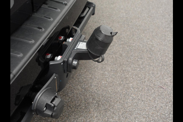 Ford Transit Custom 300 2.0 TDCI L2H1 Dubbele Cabine Automaat Navi Airco 2 Schuifdeuren Trekhaak Parkeersensoren Carplay