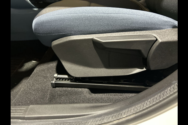 Fiat Grande Panda RED 7.4 kW 44kWh Nieuwe Red is Wit | Direct rijden!