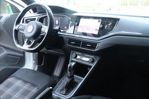 Volkswagen Polo 2.0 TSI GTI | PANO | VIRTUAL.COCKPIT | KEYLESS!