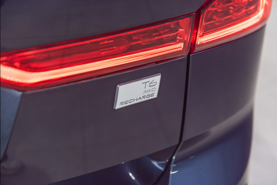 Volvo XC60 T6 Aut. LongRange Ultimate Bright ACC Stoelverwarming Leder Trekhaak 350pk