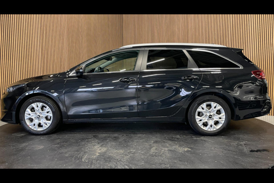 Kia Ceed Sportswagon 1.0 T-GDi DynamicPlusLine|LEDER|CARPLAY|CAMERA|CRUISE|CLIMATE|STOEL+STUURVERW|NAVI|NAP|NL-AUTO|IN.BTW|1e EIG|