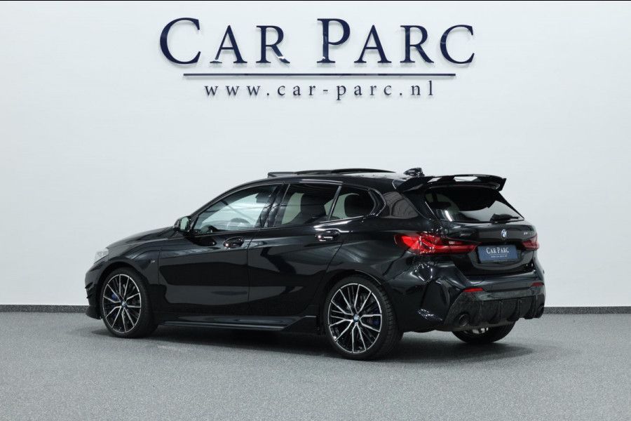 BMW 1-serie M135i xDrive 306+PK M-PERFORMANCE/FORGED CARBON/VIRTUAL/SFEER/LEER+S.VERWARMING+MEMORY/LMV/CAM/CRUISE/12 MND GARANTIE!