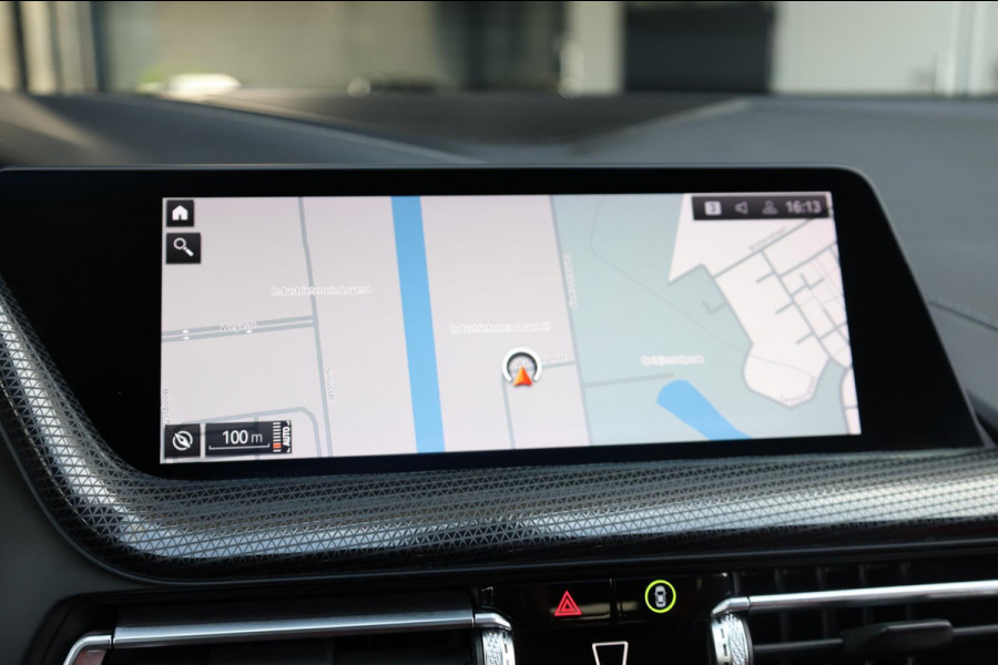 BMW 1-serie M135i xDrive 306+PK M-PERFORMANCE/FORGED CARBON/VIRTUAL/SFEER/LEER+S.VERWARMING+MEMORY/LMV/CAM/CRUISE/12 MND GARANTIE!