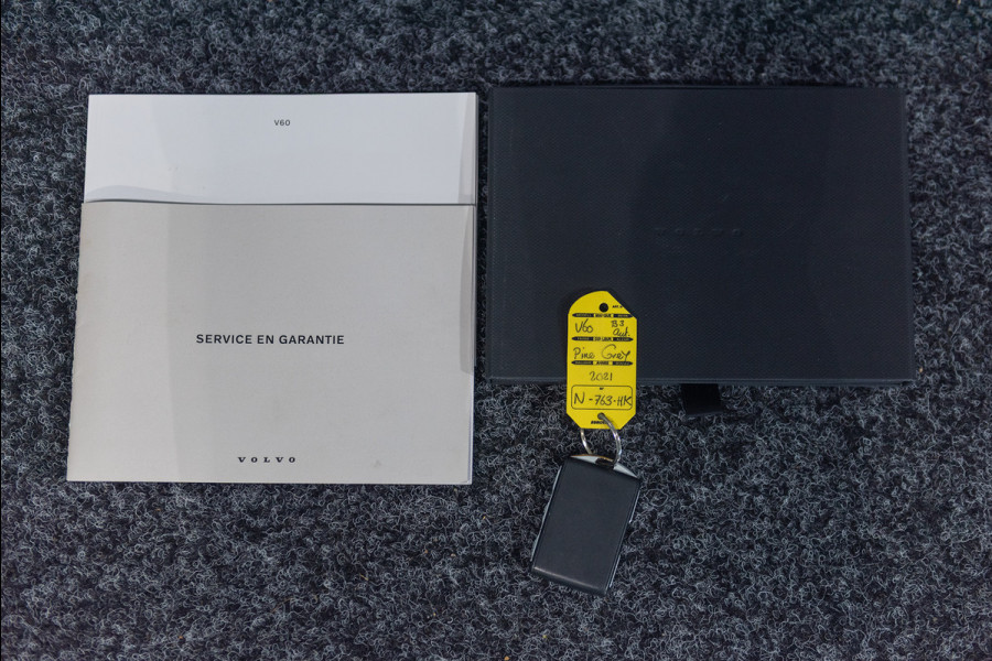 Volvo V60 B3 Aut. Benzine Momentum ACC Parkeercamera 163pk