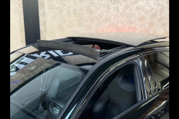 Mercedes-Benz A-Klasse 180 Business Solution AMG | NAP | Pano | Camera | Sfeerverlichting | Stoelverwarming