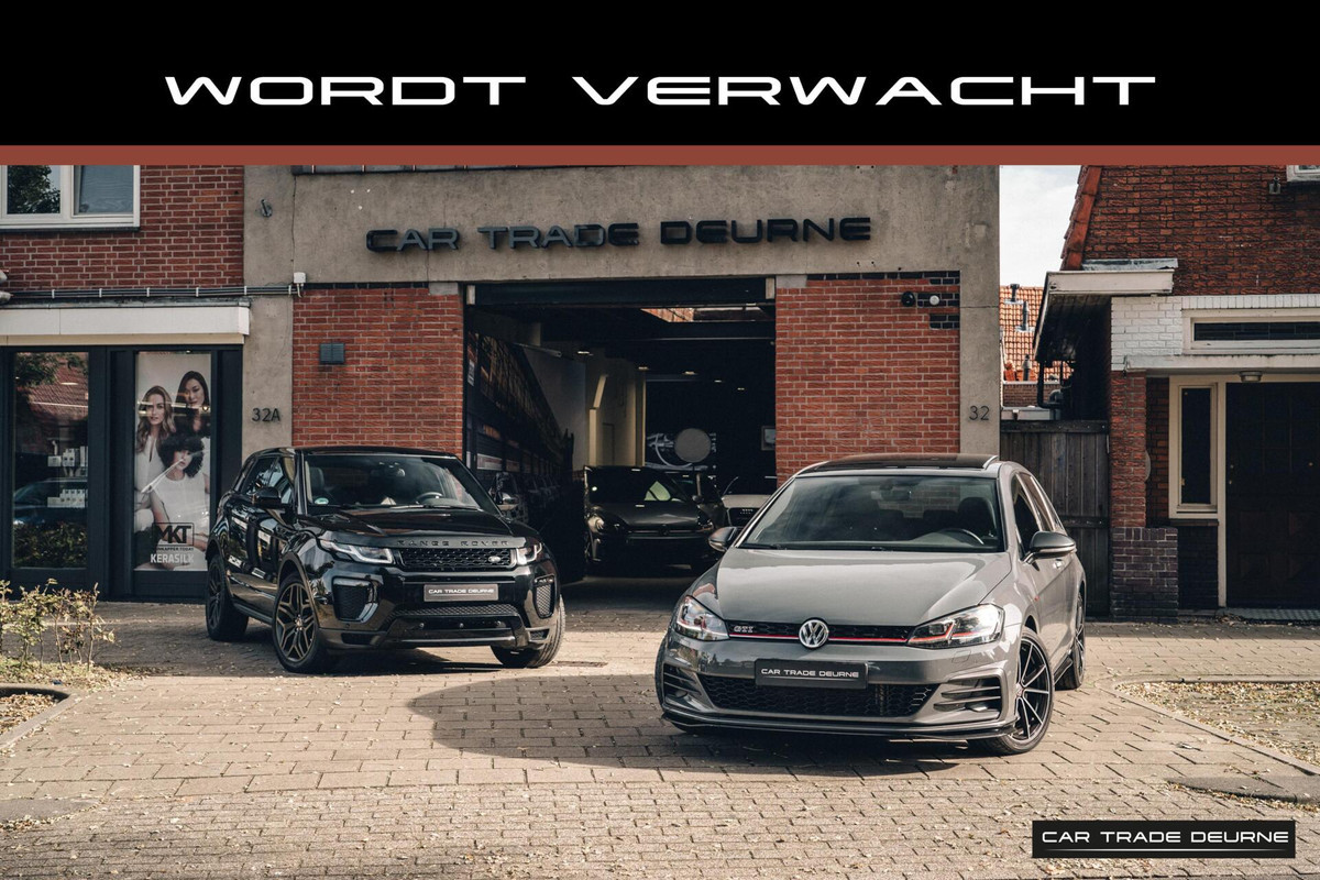 Mercedes-Benz GLC 250 4MATIC AMG Pano / Trekhaak / ACC