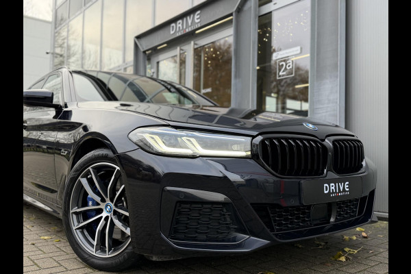 BMW 5 Serie Touring 530e xDrive High Ex. M-Sport |CoPilot|Laser|Stoelventilatie|SoftClose|HUD|HiFi|Trekhaak