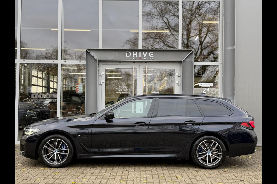 BMW 5 Serie Touring 530e xDrive High Ex. M-Sport |CoPilot|Laser|Stoelventilatie|SoftClose|HUD|HiFi|Trekhaak