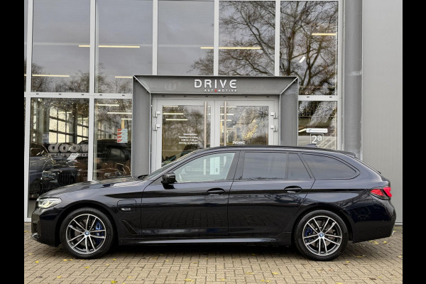 BMW 5 Serie Touring 530e xDrive High Ex. M-Sport |CoPilot|Laser|Stoelventilatie|SoftClose|HUD|HiFi|Trekhaak