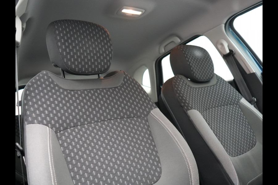 Renault Captur 1.2 TCe Intens Automaat 120pk | Trekhaak | Camera | LED Koplampen | Stoelverwarming | Keyless | Cruise Control | Navigatie | DAB |