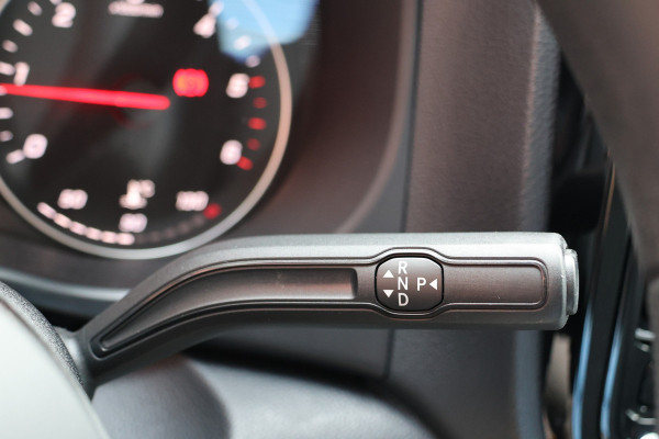 Mercedes-Benz Vito 116 CDI L2 Automaat | BPM VRIJ | Multibeam LED | CarPlay | Camera | Dodehoek | MF Stuur | DAB | Climate control | 3-Zitter | Lederen bekleding