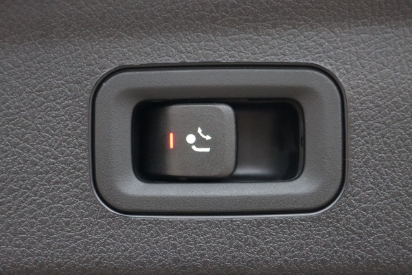 Mercedes-Benz GLE 580 V8 4MATIC Premium+ AMG Line | 7 Zitplaatsen | Airmatic | Distronic+ | Panoramadak | Burmester | Trekhaak | Standkachel | Keyless Go | Surround Camera | Soft-Close | HUD |