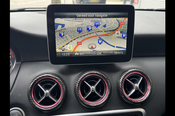 Mercedes-Benz A-Klasse 160S AMG Sport Edition - Panorama dak I Navigatie I Sport pakket I Leer I Airco I PDC I Dealer onderhouden