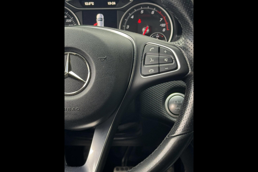 Mercedes-Benz A-Klasse 160S AMG Sport Edition - Panorama dak I Navigatie I Sport pakket I Leer I Airco I PDC I Dealer onderhouden