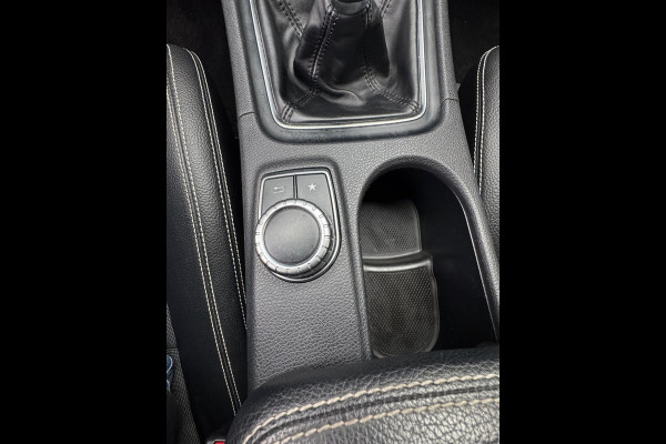 Mercedes-Benz A-Klasse 160S AMG Sport Edition - Panorama dak I Navigatie I Sport pakket I Leer I Airco I PDC I Dealer onderhouden