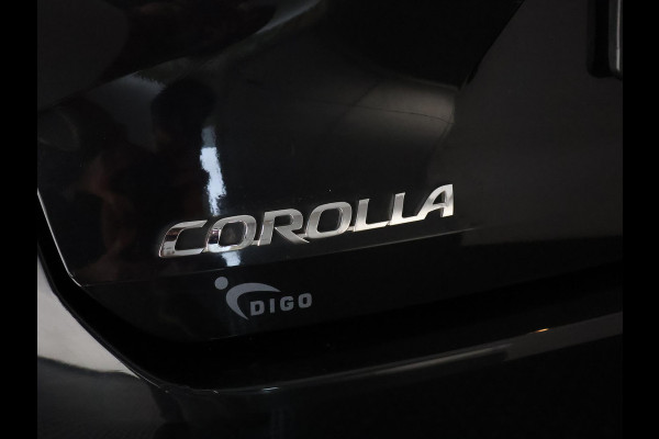 Toyota Corolla Touring Sports 1.8 HYBRIDE BUSINESS BLACKLINE GARANTIE 2030** BLACKLINE .1e EIG. 100% ONDERHOUDEN