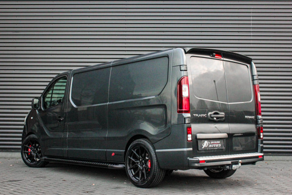 Renault Trafic 2.0 dCi T29 L2H1 Work Edition FULL BLACK / SIDE- BARS / TREKHAAK / NAVIGATIE / VERLAAGD / CRUISE CONTROL / LEDEREN