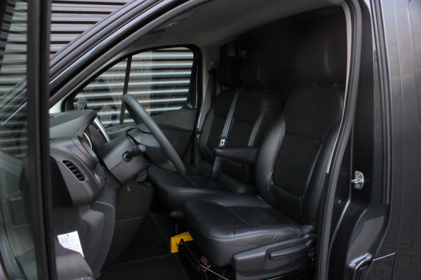 Renault Trafic 2.0 dCi T29 L2H1 Work Edition FULL BLACK / SIDE- BARS / TREKHAAK / NAVIGATIE / VERLAAGD / CRUISE CONTROL / LEDEREN